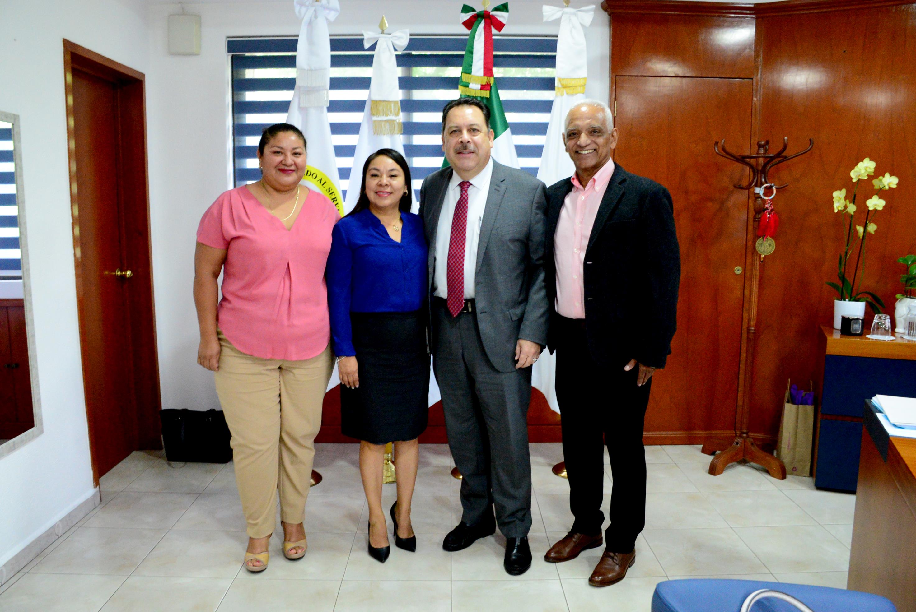 Visita de compañeras y compañeros de Morelos y del Hospital Regional de Alta Especialidad. Centenario De La Revolución Mexicana Sección XX Morelos 